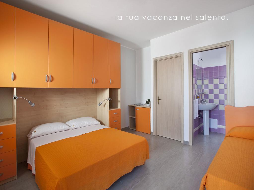 B&B Tramonti Del Sud Лече Стая снимка